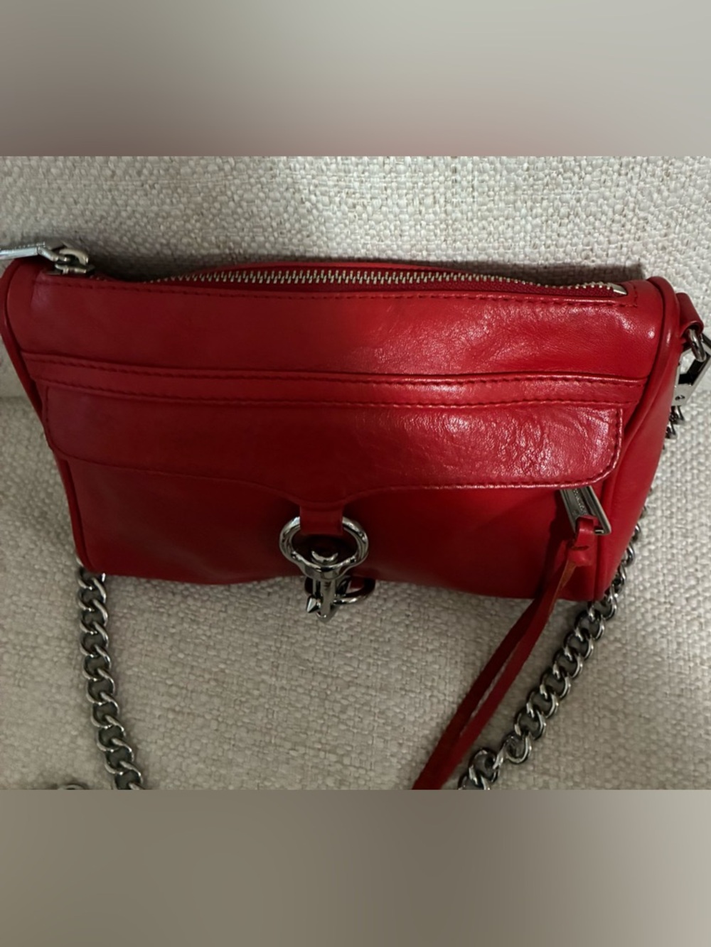 Rebecca
Minkoff EUC Red Leather
Crossbody Bag, w/Solver-Tone
Accents - Picture 5 of 15